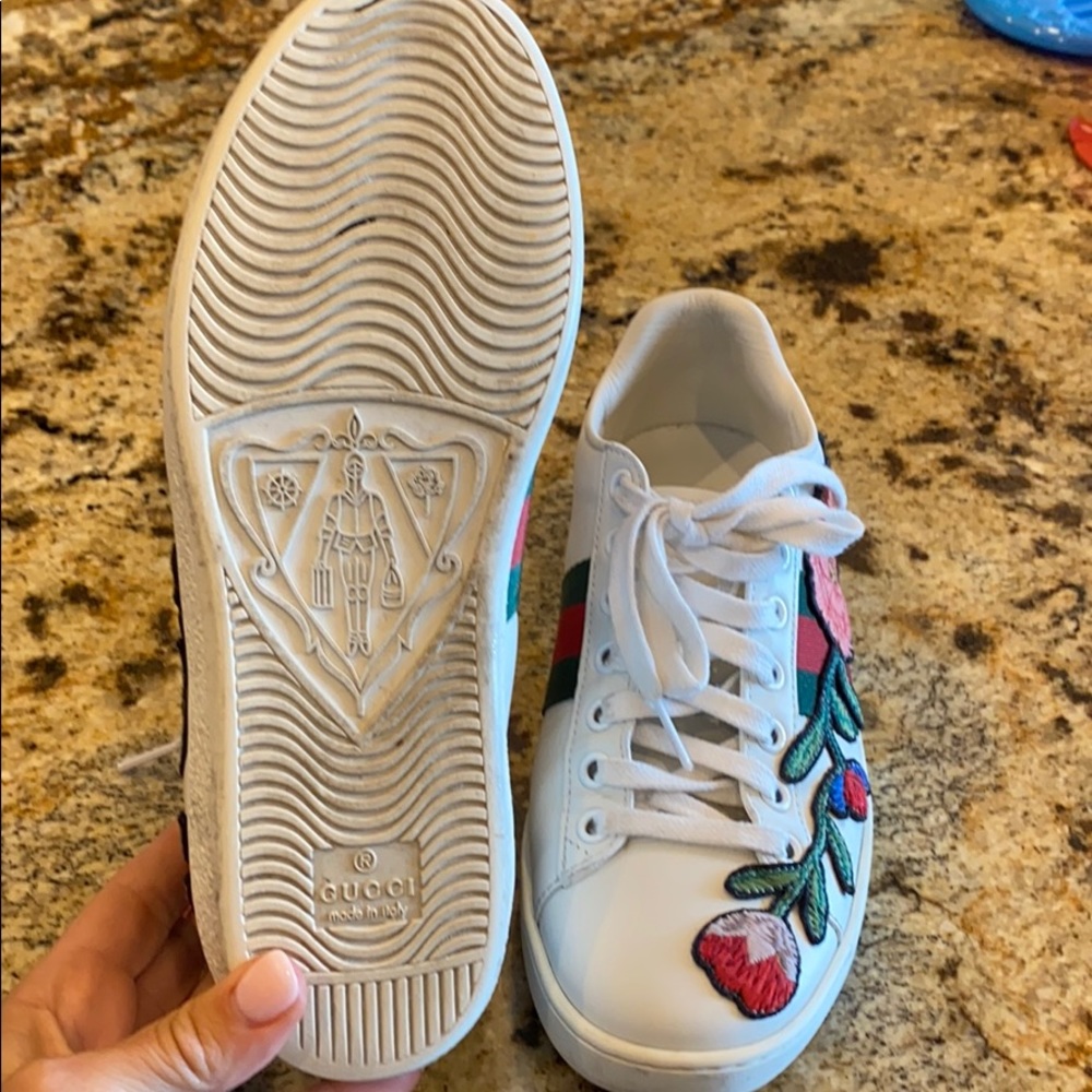 Authentic Gucci sneakers size 36 - Picture 6 of 7